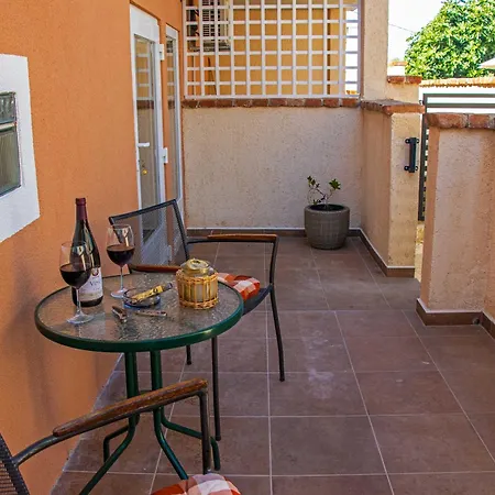 Rocks & Stars Apartment Vinkuran
