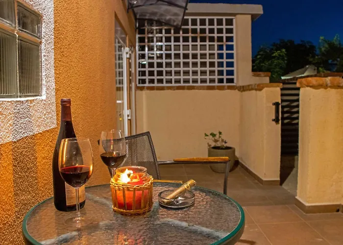 Rocks & Stars Lejlighed Vinkuran